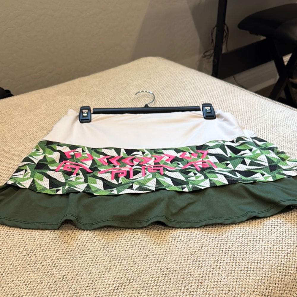 Lucky in Love White and Green Ruffled Skater Skorts